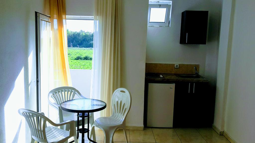 Etna Apartments Ülgün Dış mekan fotoğraf
